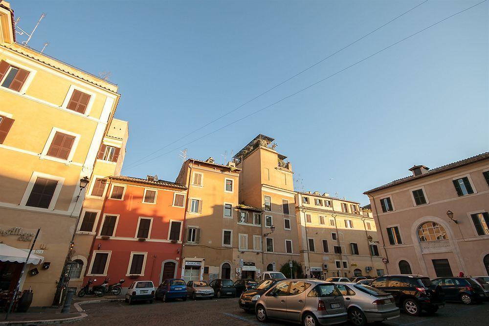Finestra Su Trastevere - Guest House Řím Exteriér fotografie